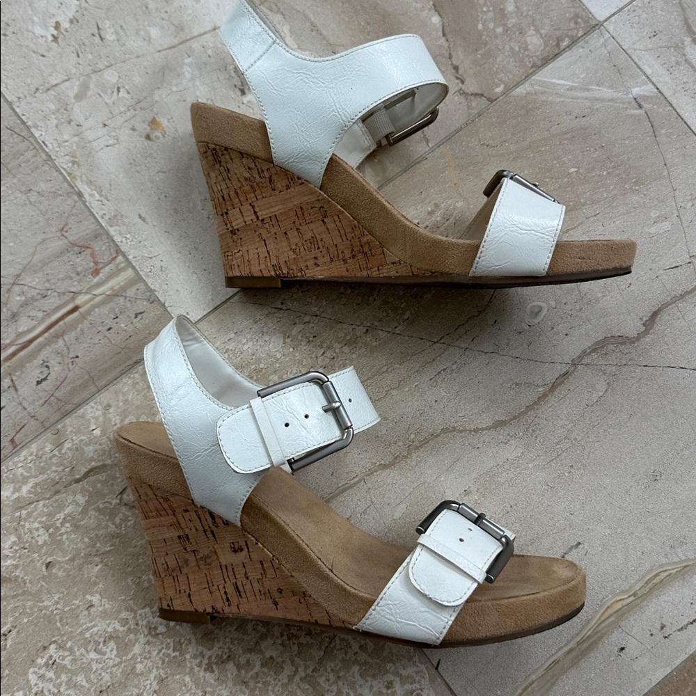 Aerosoles White Wedge Sandals with Cork Heels - Picture 4 of 8
